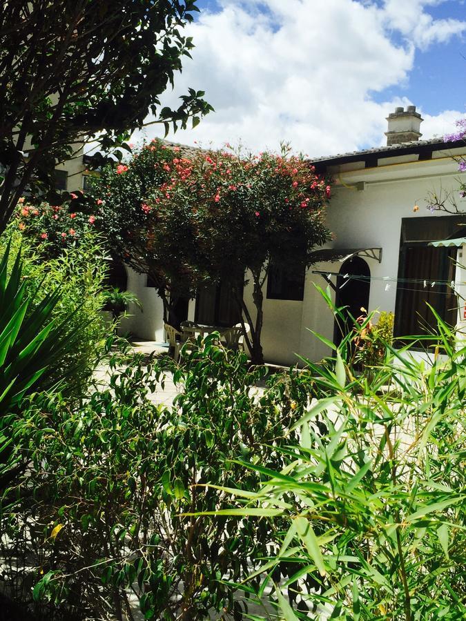 La Coupole Hotel Quito Eksteriør billede
